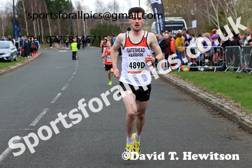 Senior Mens relay, 2026 Elswick Harriers Good Friday Road Relays and Young Athletes, Newburn,  Newcastle upon Tyne. Photo: David T. Hewitson/Sports for All Pics